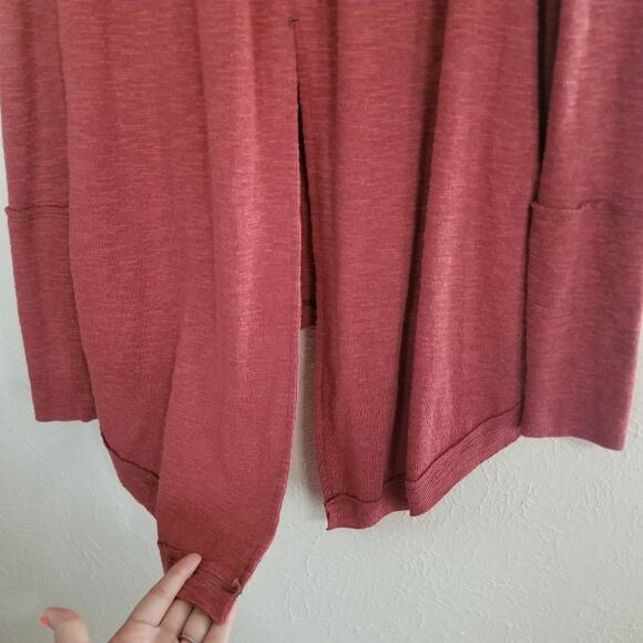 Free People NEW Split Back Red Turtleneck Relaxed Fit Knit High Low Tunic Top - Picture 7 of 9